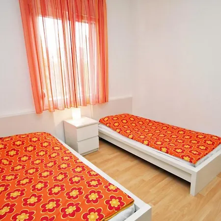 - Diklo 5774d Zadar