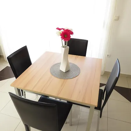 - Diklo 5774d Apartment *